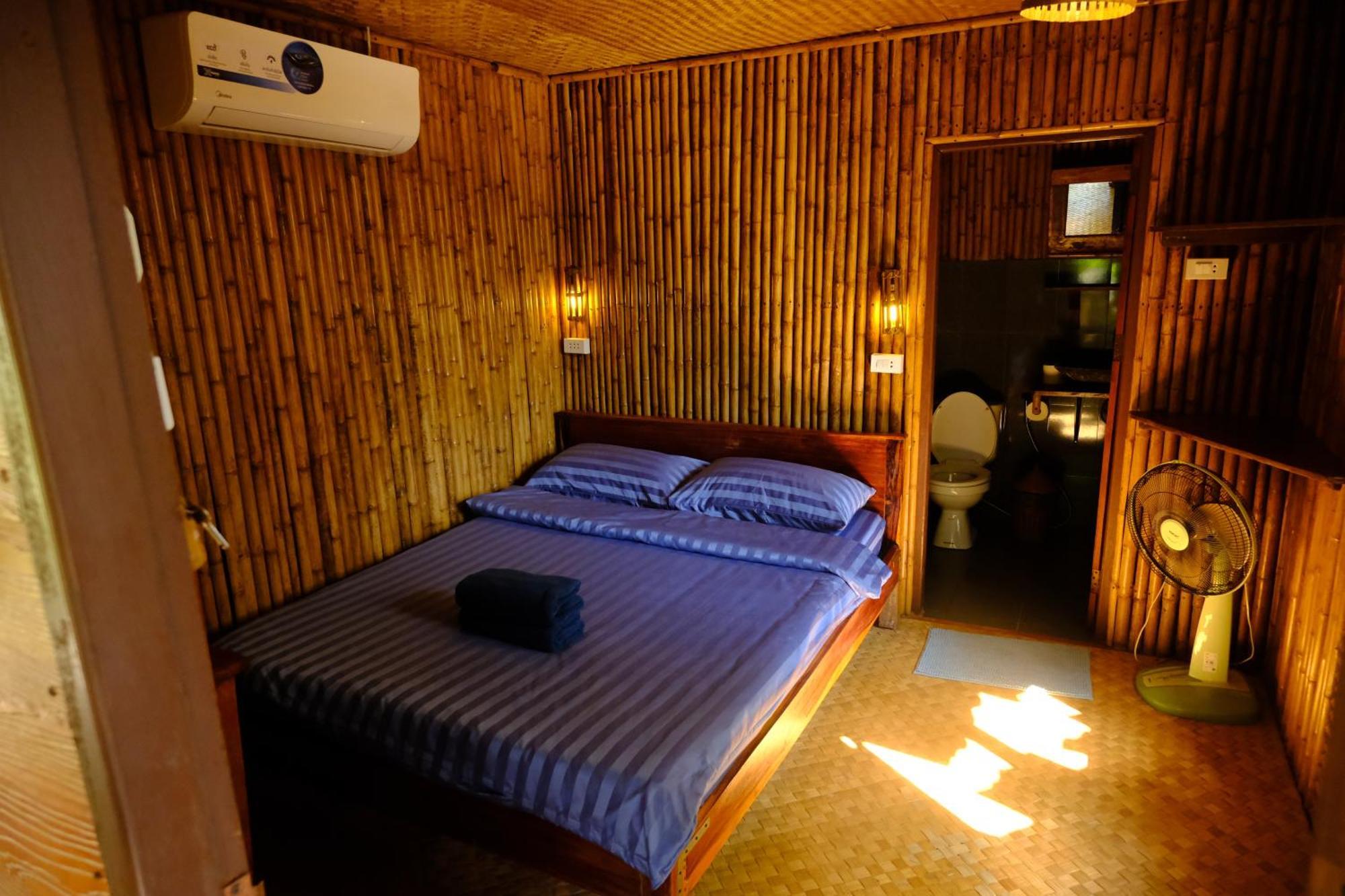 Nana Bungalows Ban Tan Номер фото